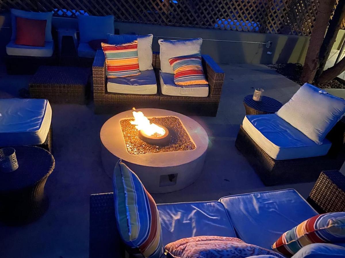The Flagstone Boutique Inn & Suites Кейнаб Екстериор снимка